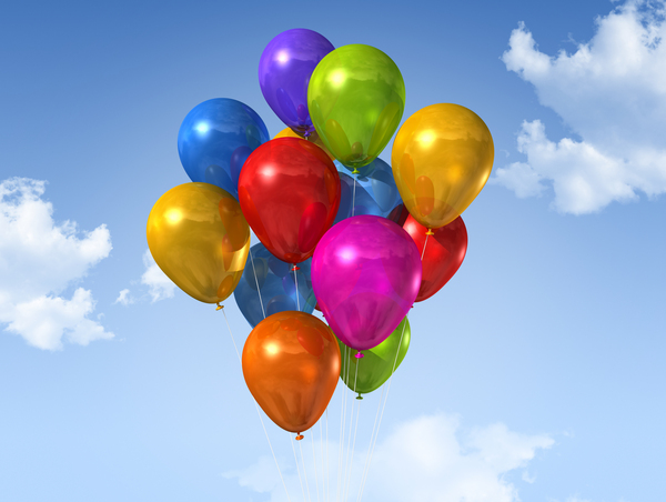 palloncini bianchi su un cielo blu - Stockphoto #4695378