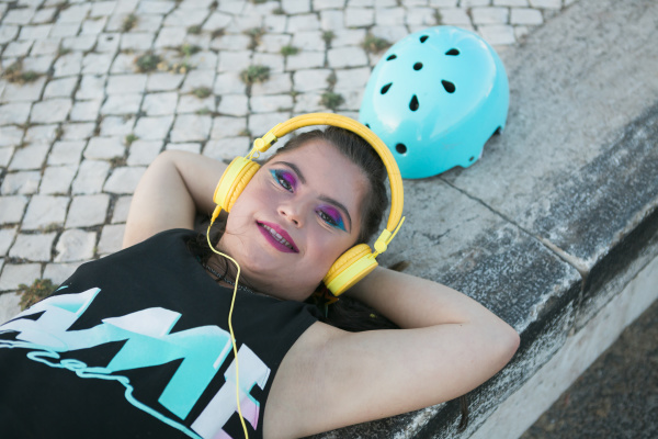 ragazza adolescente con sindrome di down